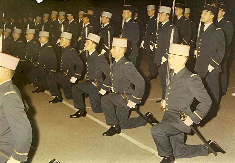 15_47601r (Medium).jpg